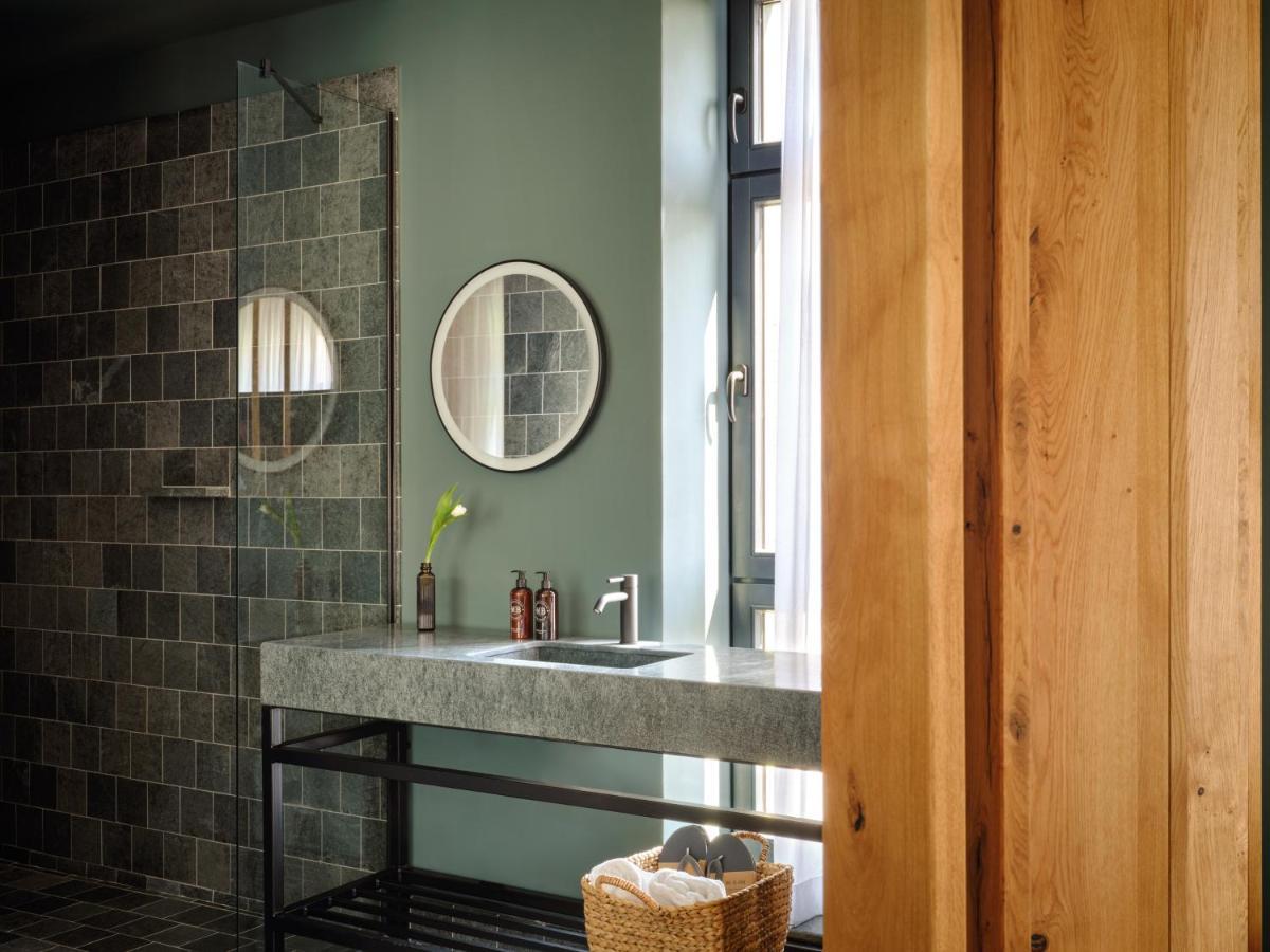 Отель Sly Берлин Экстерьер фото Bathroom